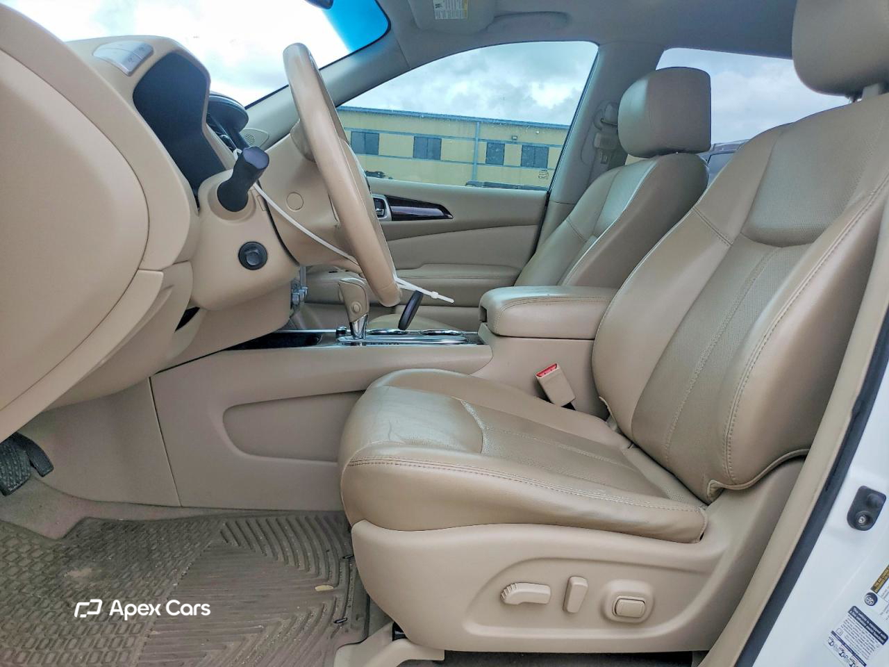 Nissan Pathfinder 2014