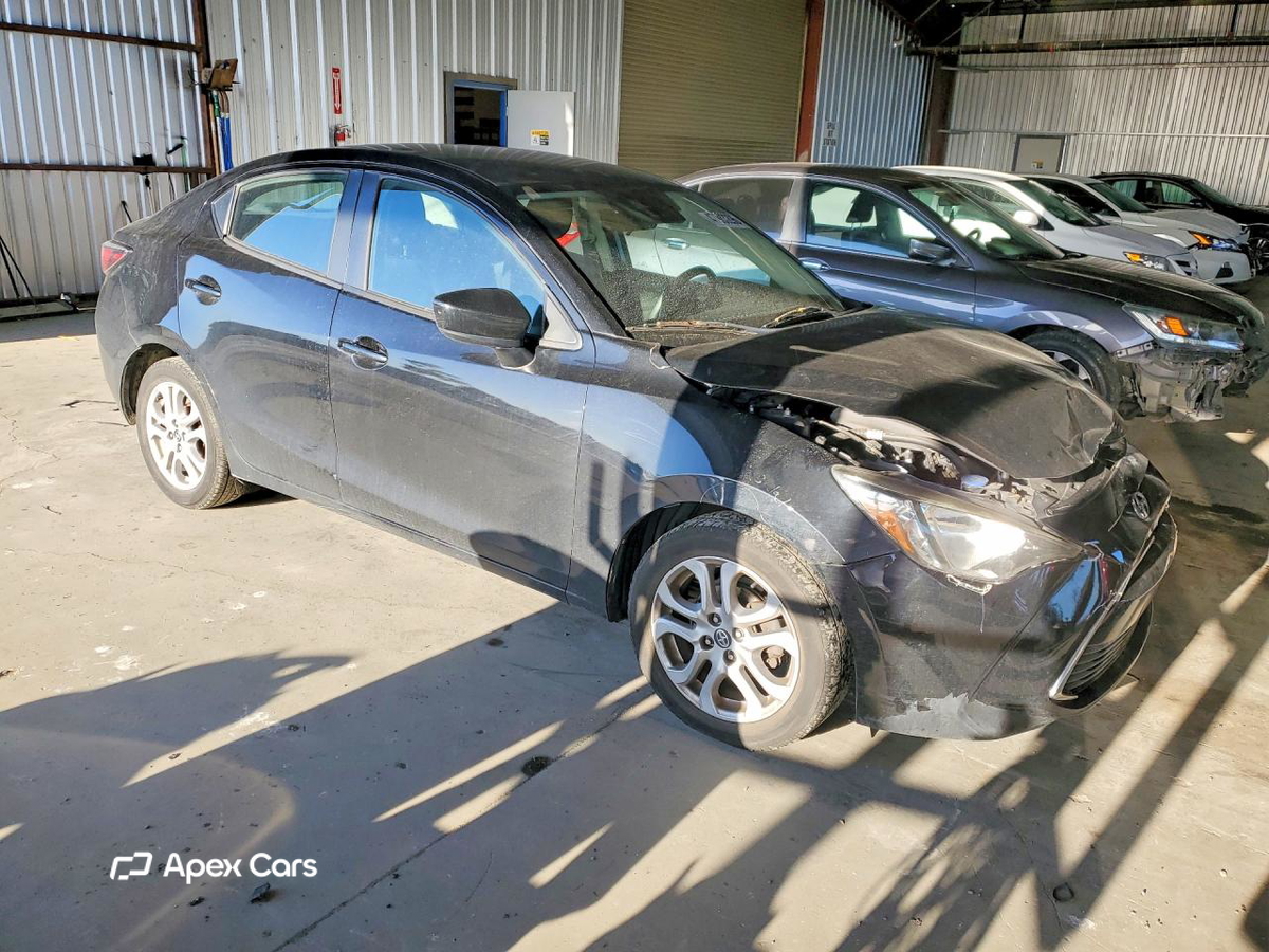 Scion iA 2016