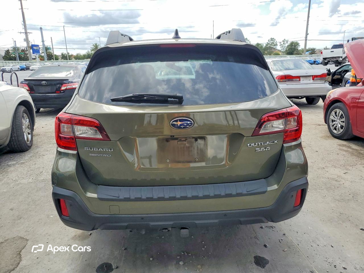 Subaru Outback 2018