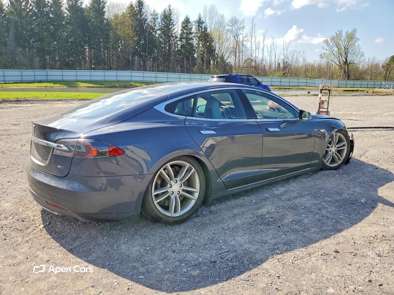 Tesla Model S 2015