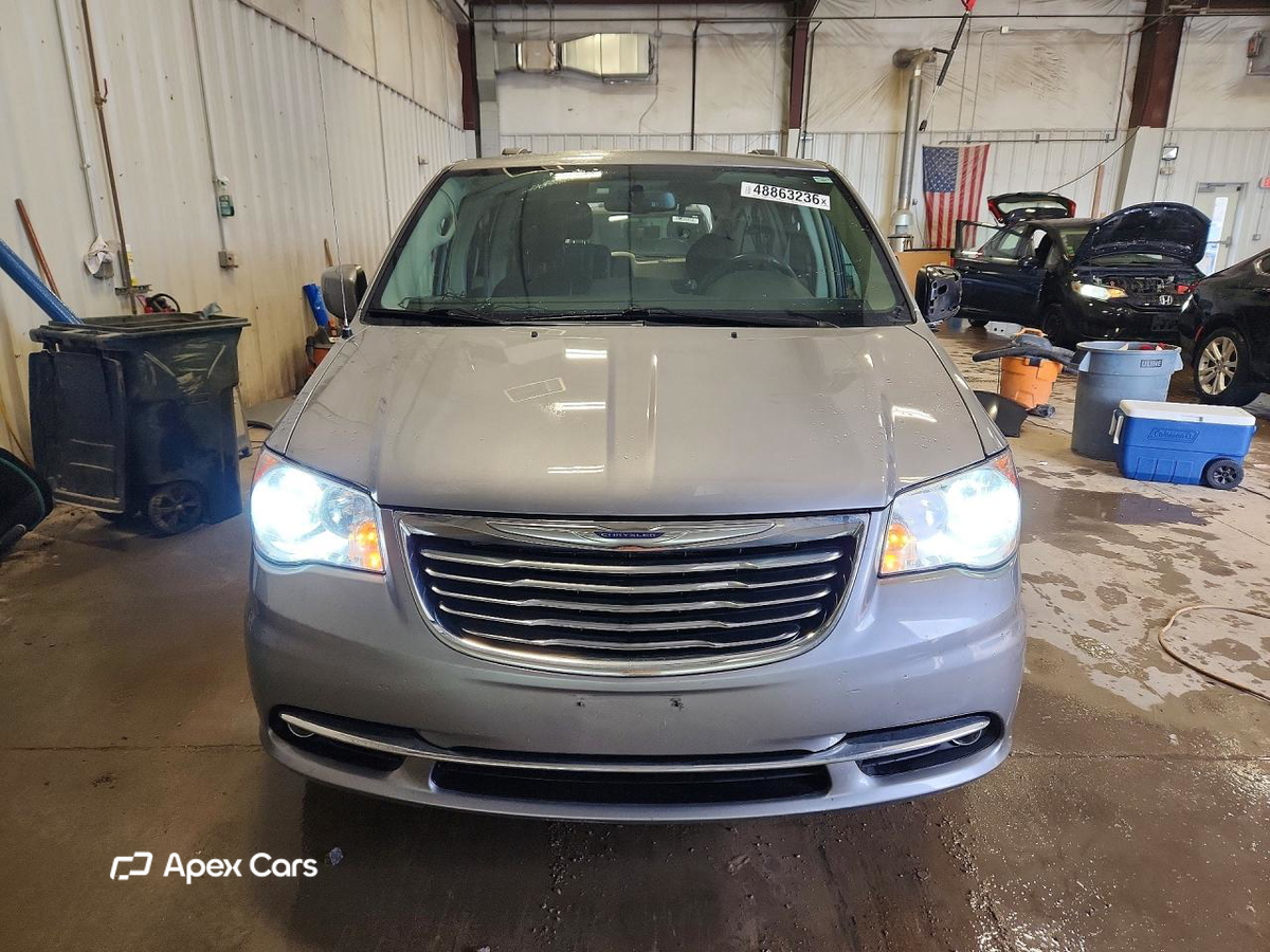 Chrysler Voyager 2016