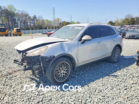 Porsche Cayenne 2011 - Image 1 of 12