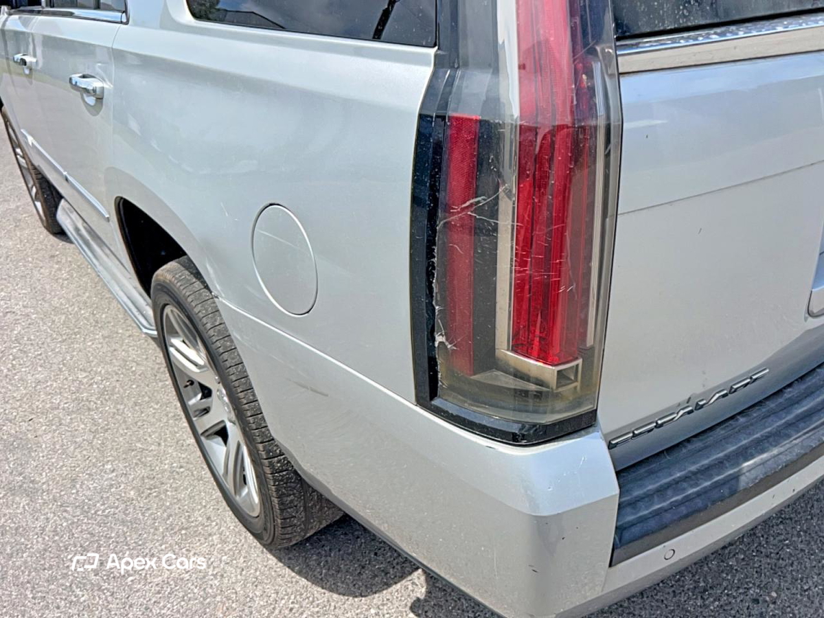 Cadillac Escalade 2015