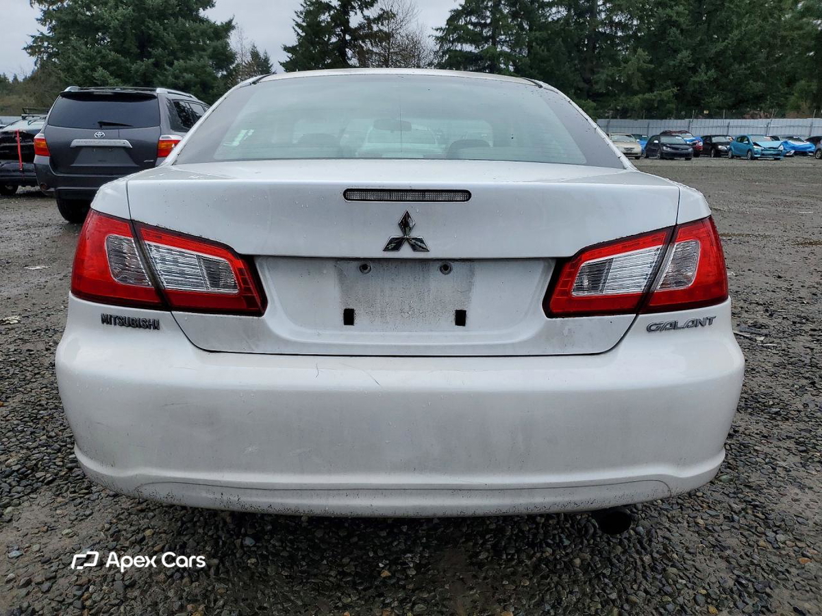Mitsubishi Galant 2010