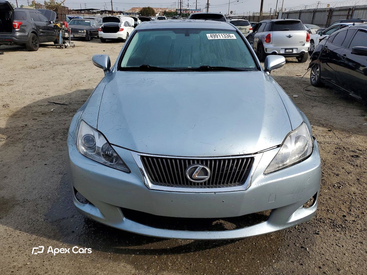 Lexus IS 2010