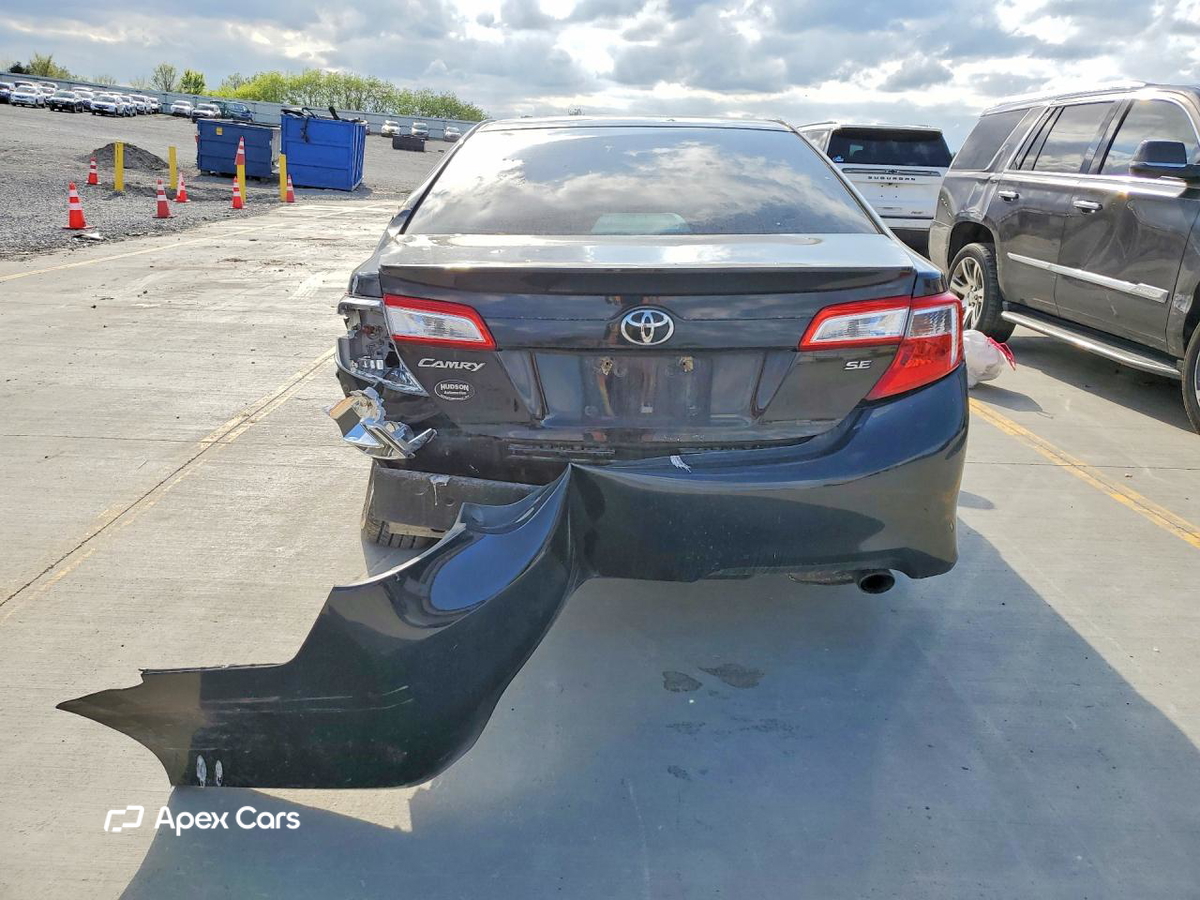 Toyota Camry 2012