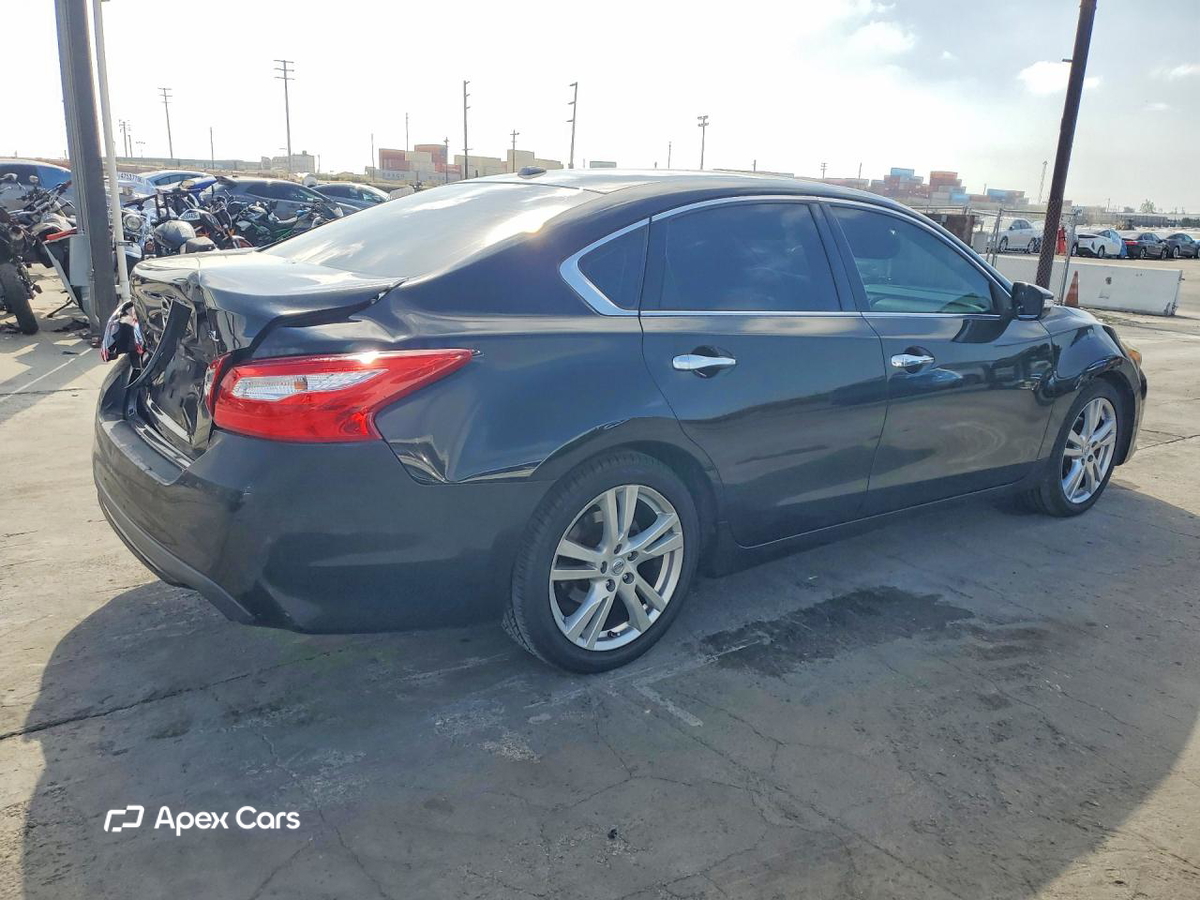 Nissan Altima 2017