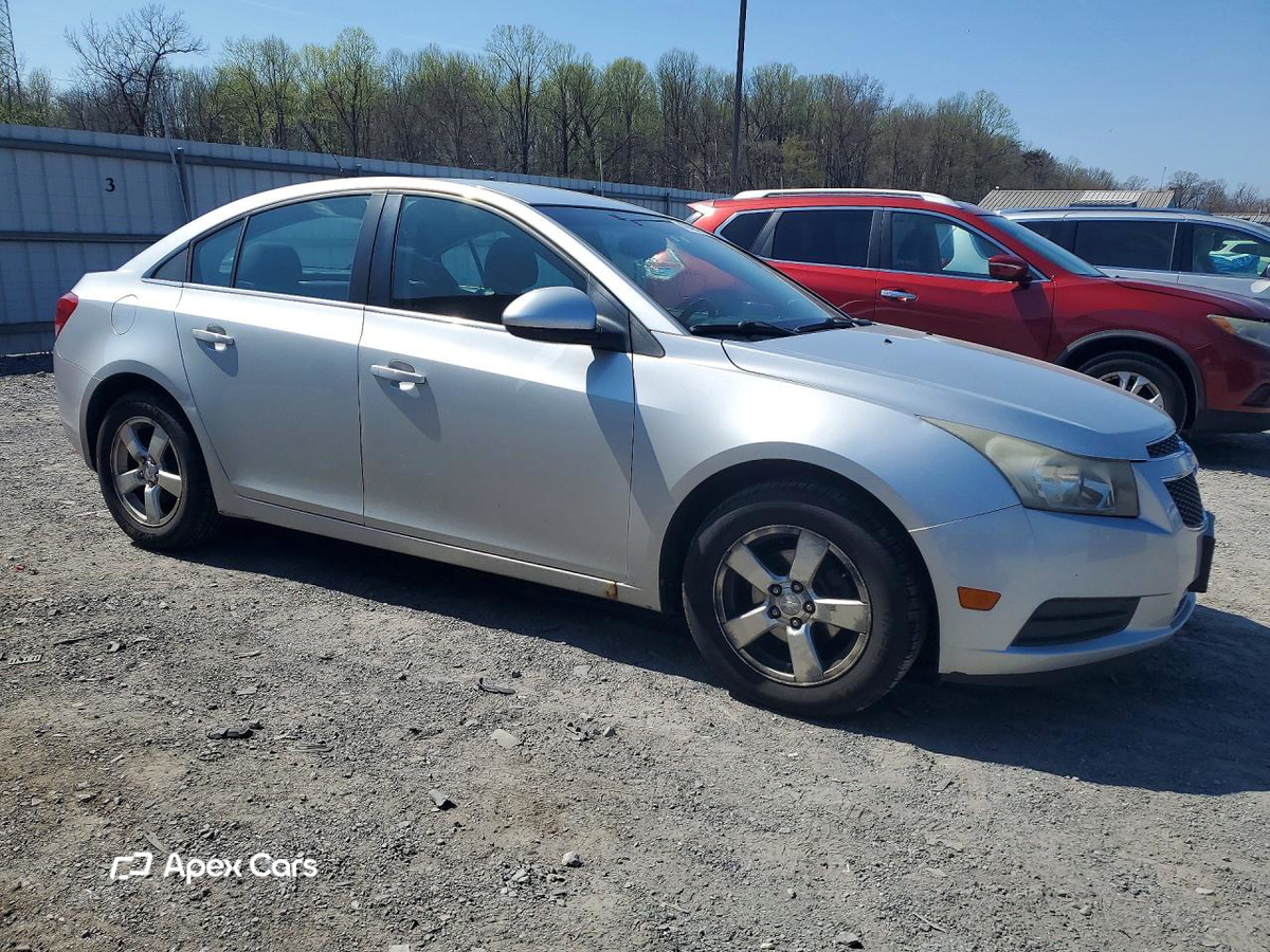 Chevrolet Cruze 2012