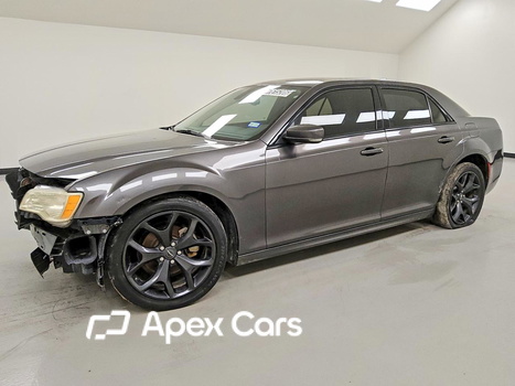 Chrysler 300 2022 - Image 1 of 13