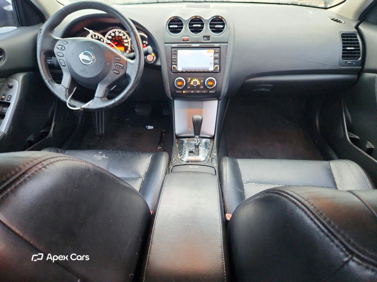Nissan Altima 2011