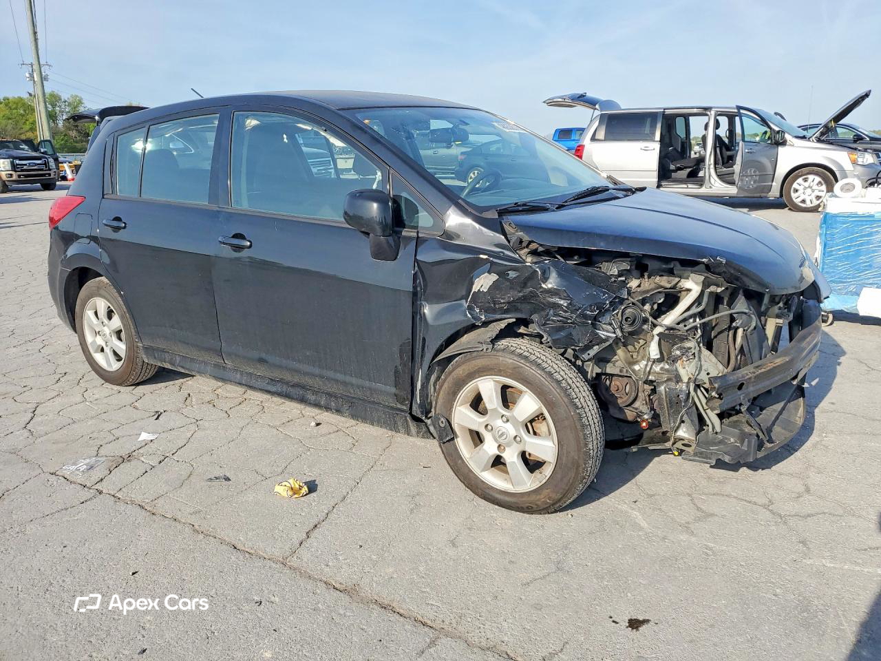 Nissan Versa 2011
