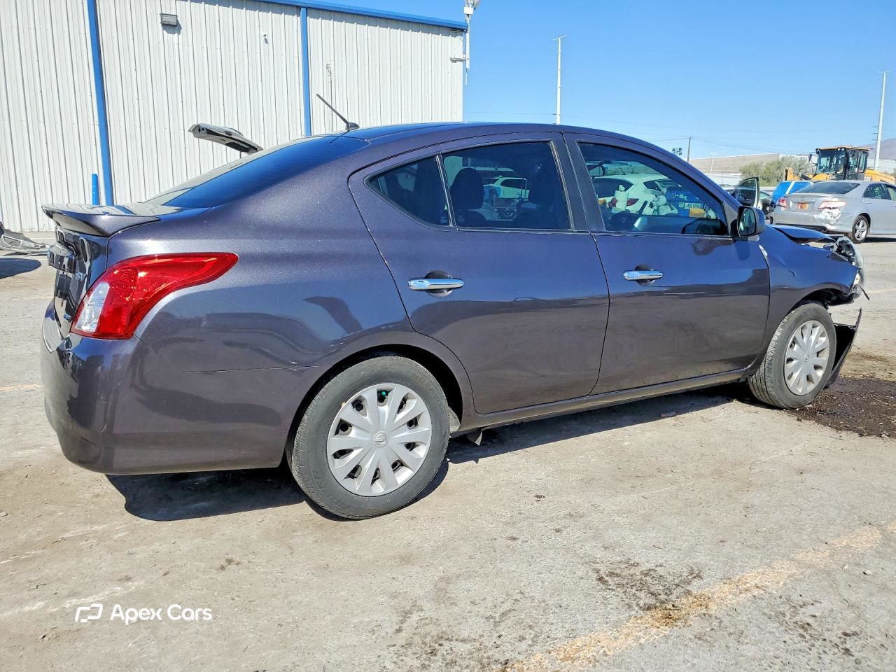 Nissan Versa 2015