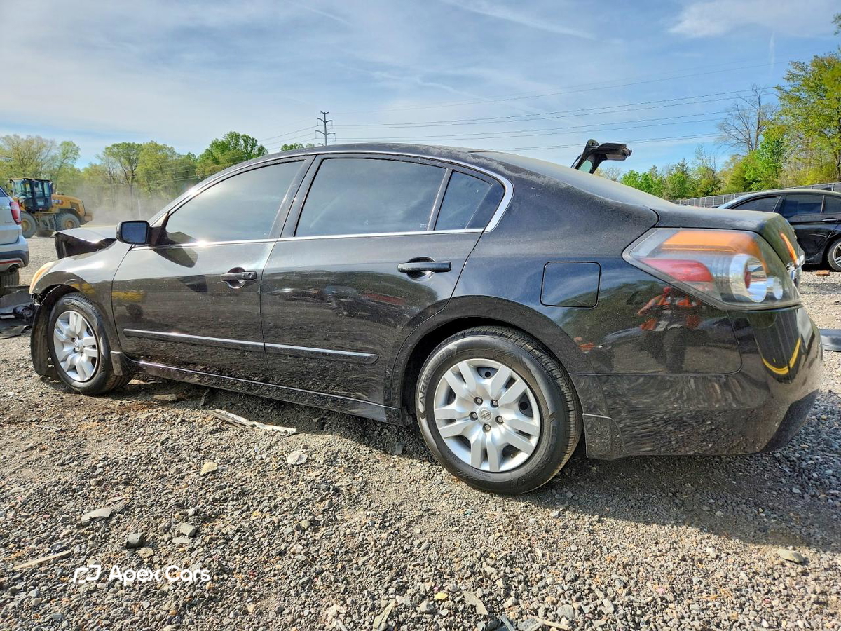 Nissan Altima 2010