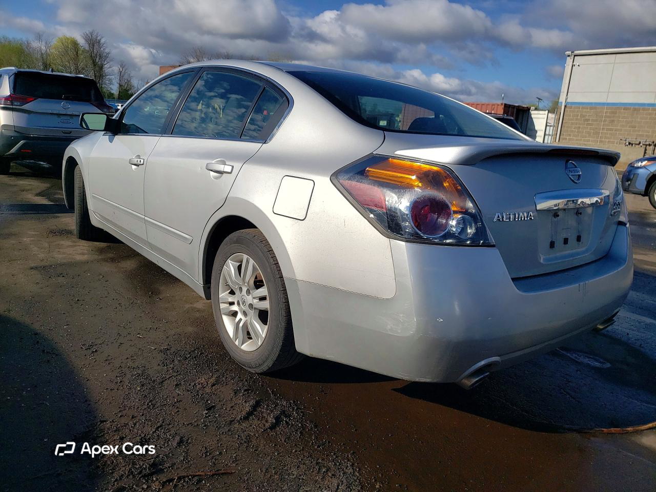 Nissan Altima 2011