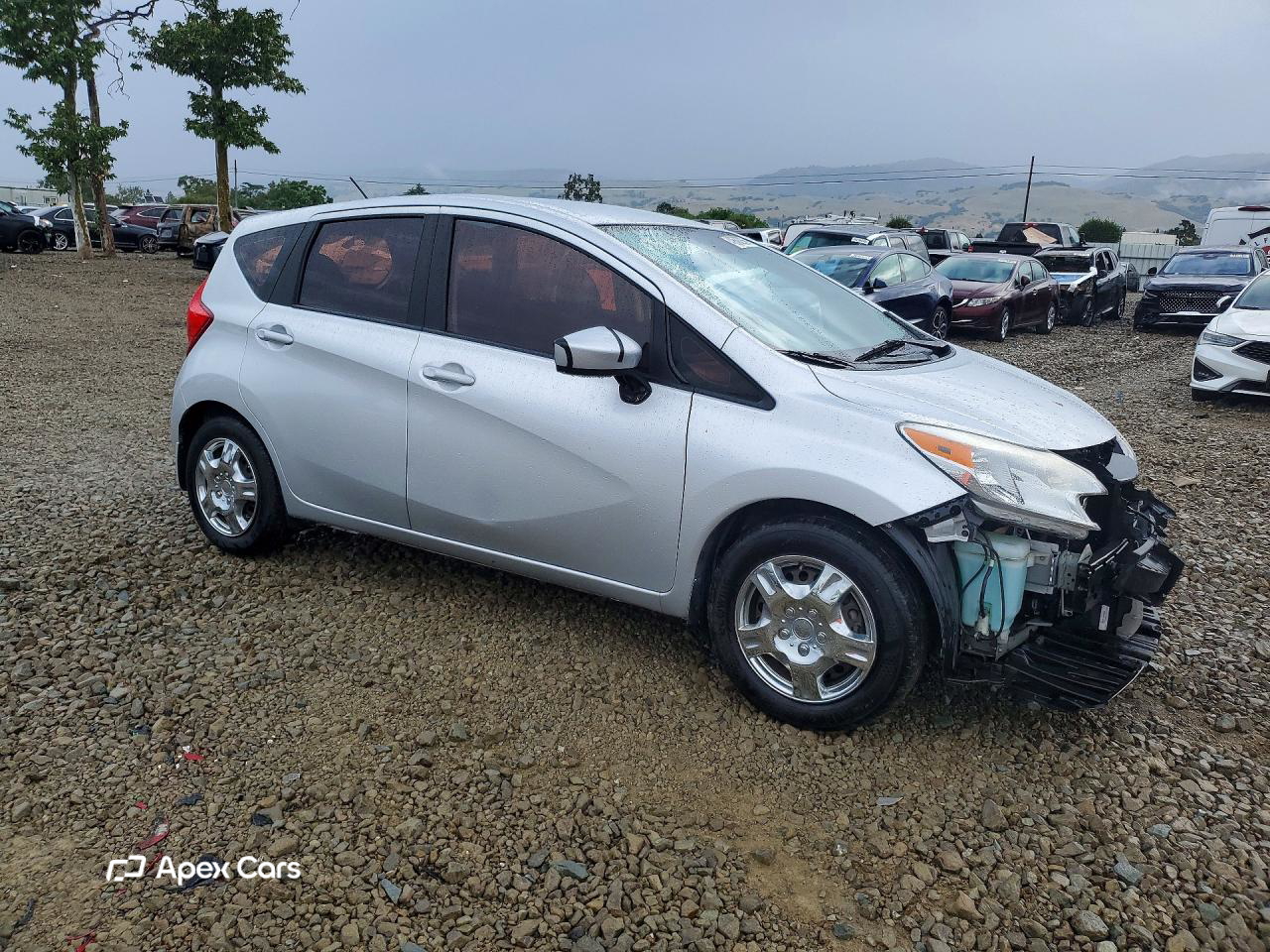 Nissan Versa 2015
