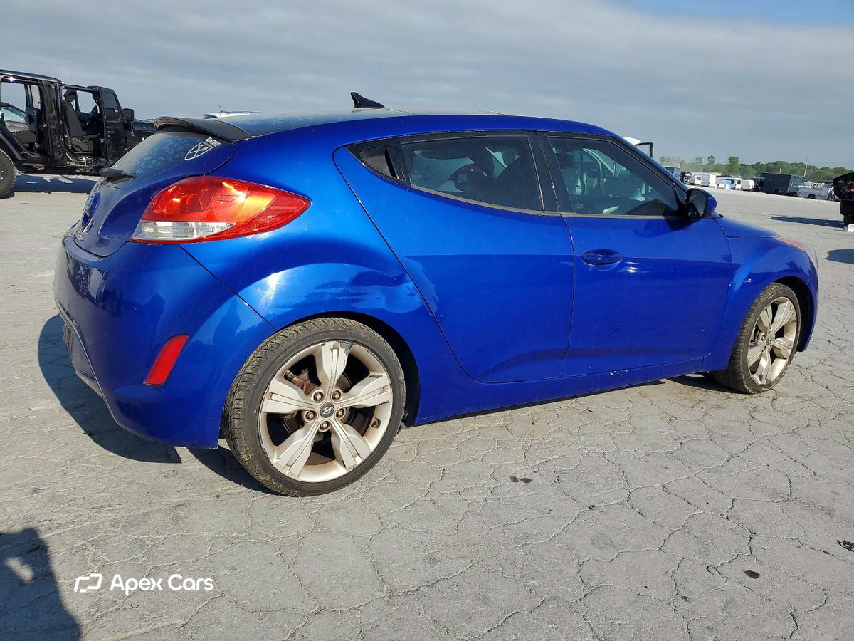 Hyundai Veloster 2012