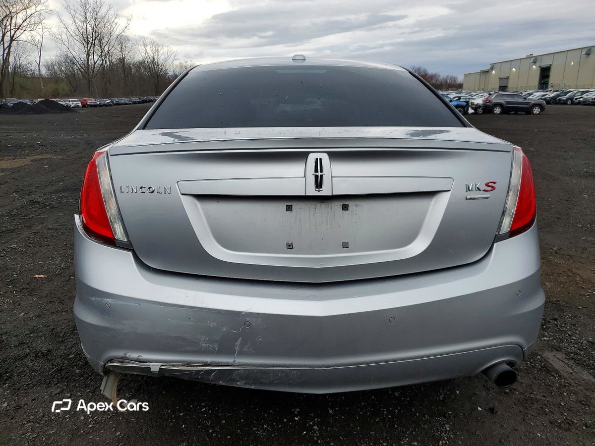 Lincoln MKS 2012