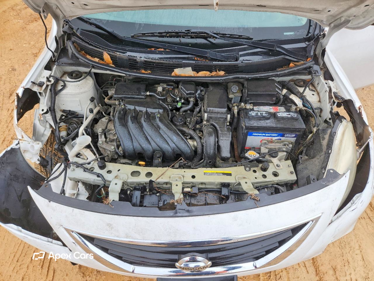 Nissan Versa 2012