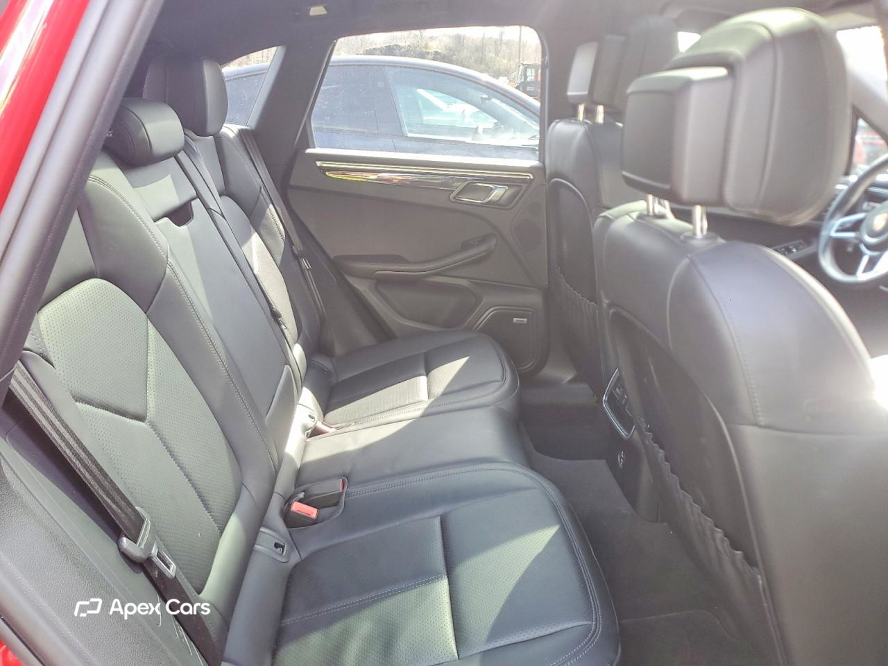 Porsche Macan 2021