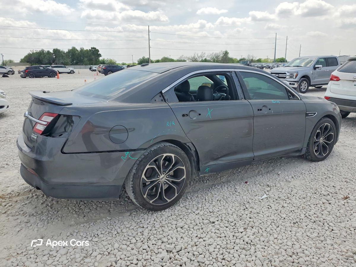 Ford Taurus 2015
