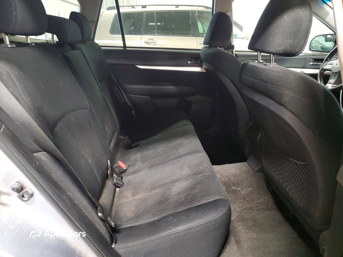 Subaru Outback 2013