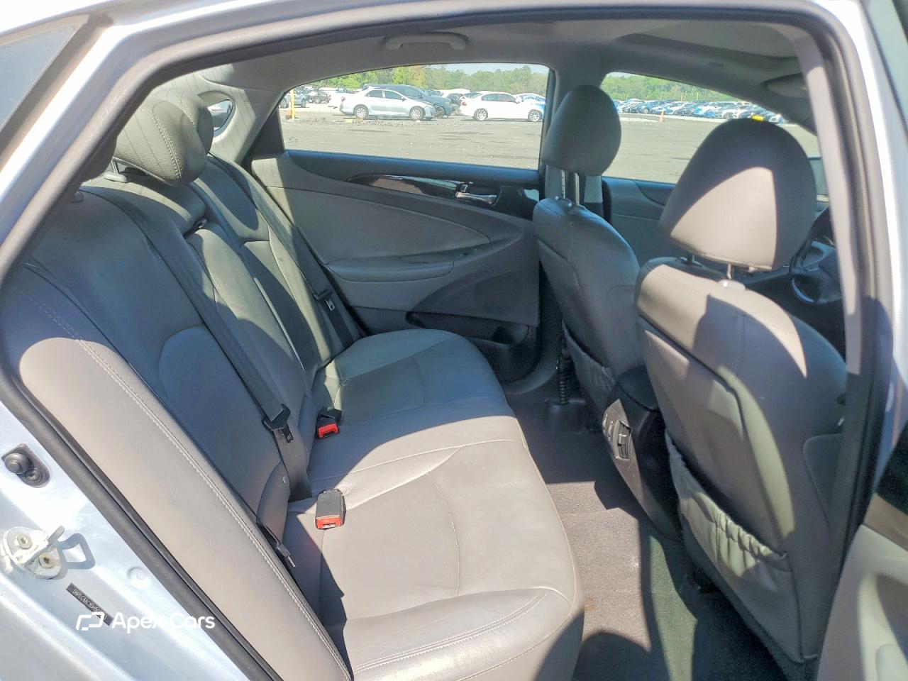 Hyundai Sonata 2013