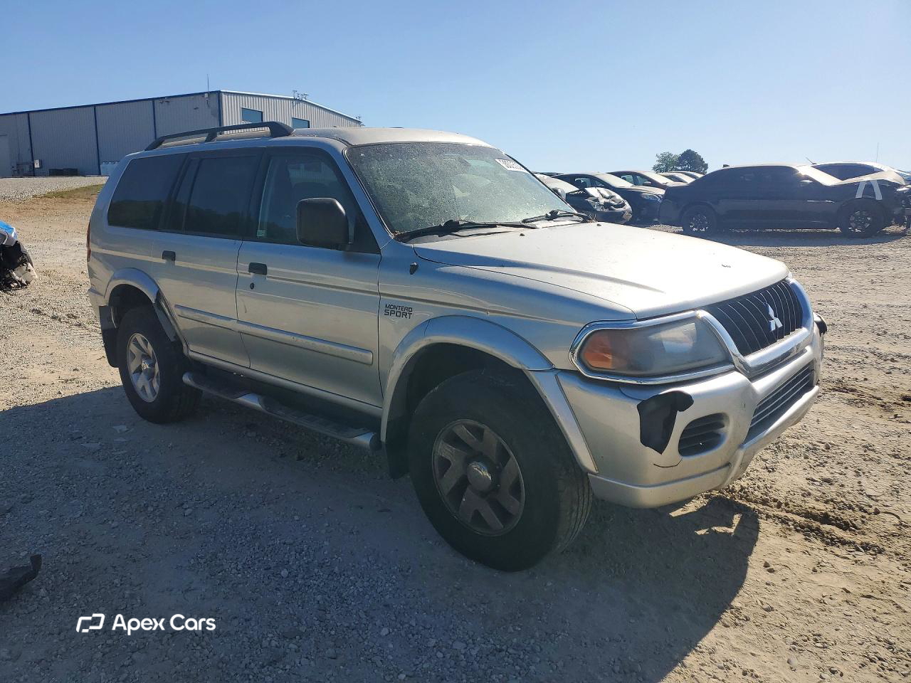 Mitsubishi Montero 2003