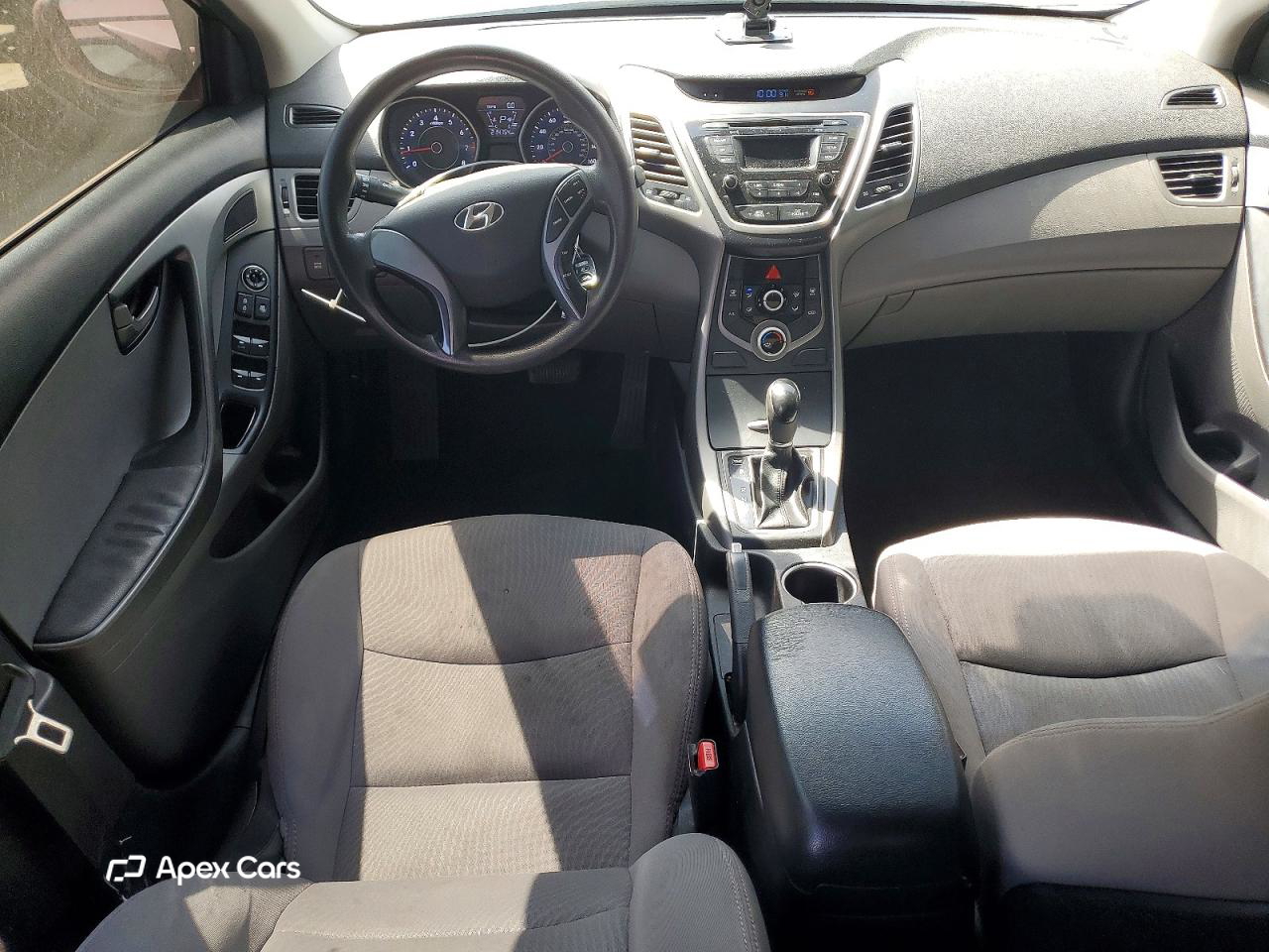 Hyundai Elantra 2016