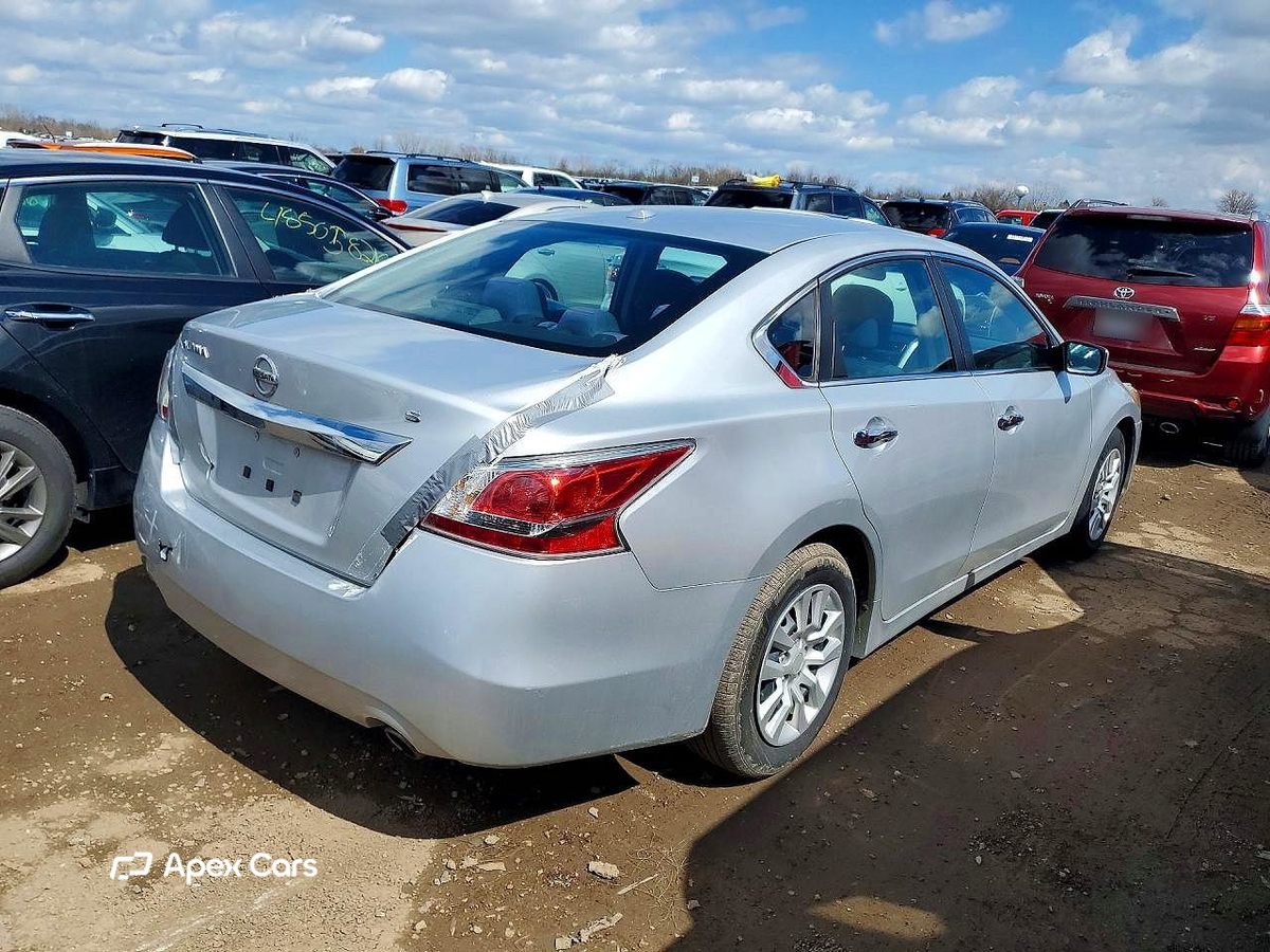 Nissan Altima 2015