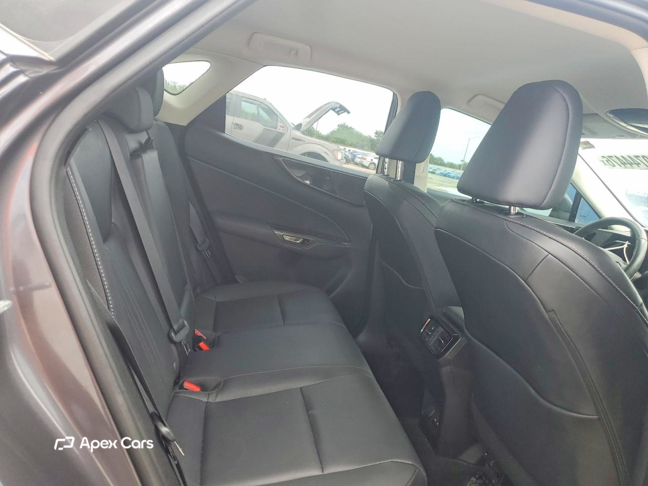 Lexus NX 2023