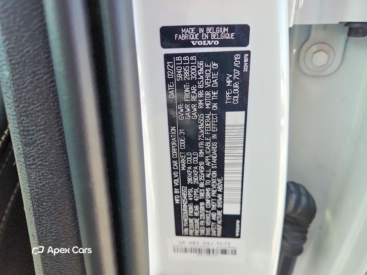 Volvo XC40 2021
