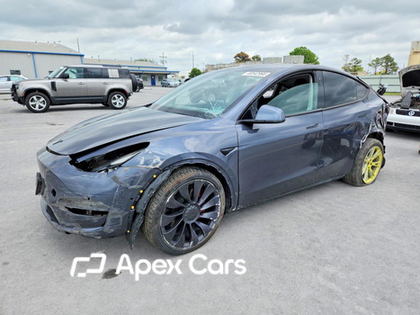 Tesla Model Y 2020 - Image 1 of 12