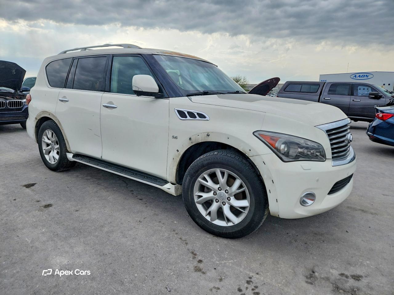 Infiniti QX80 2014