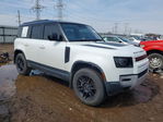 Land Rover Defender 2022