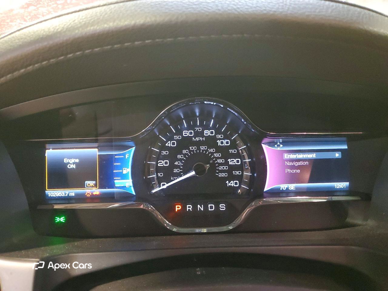 Lincoln MKS 2015