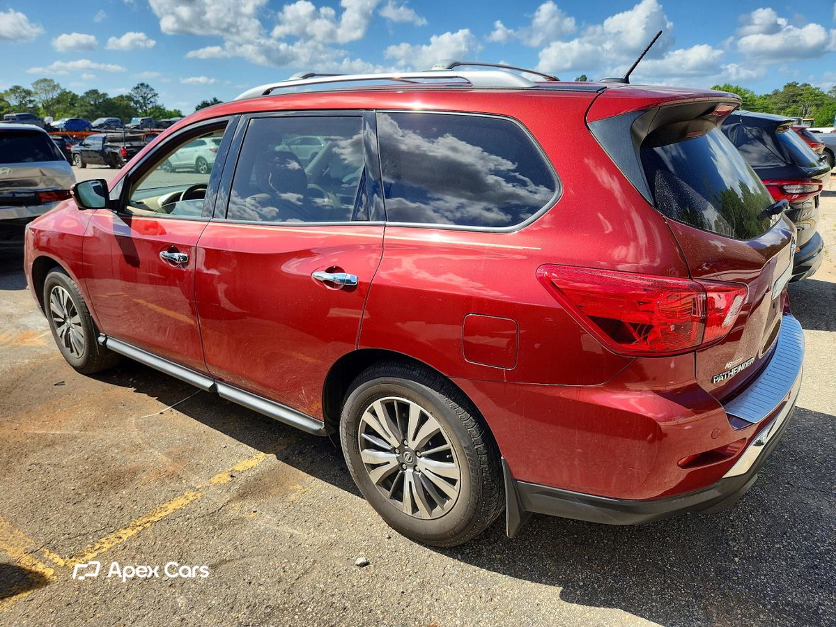 Nissan Pathfinder 2017