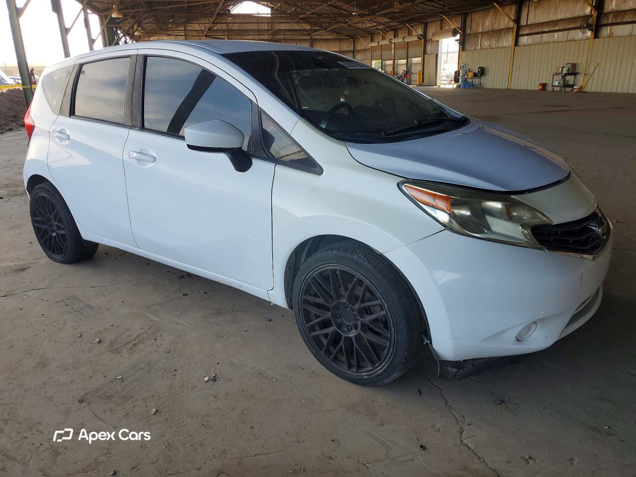 Nissan Versa 2016