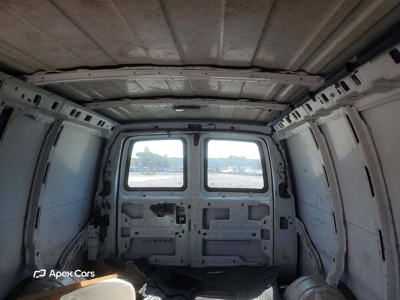 Chevrolet Express 2011