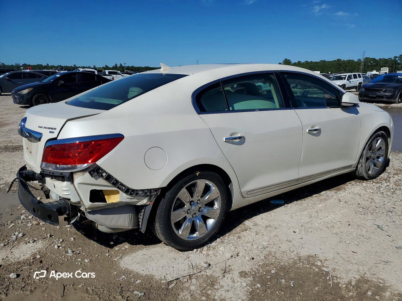 Buick LaCrosse 2011