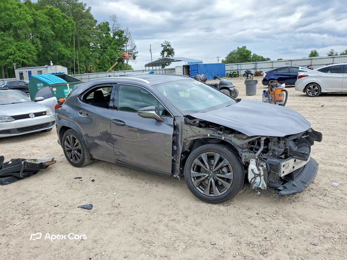 Lexus UX 2019