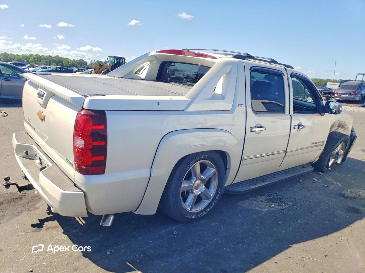 Chevrolet Avalanche 2012