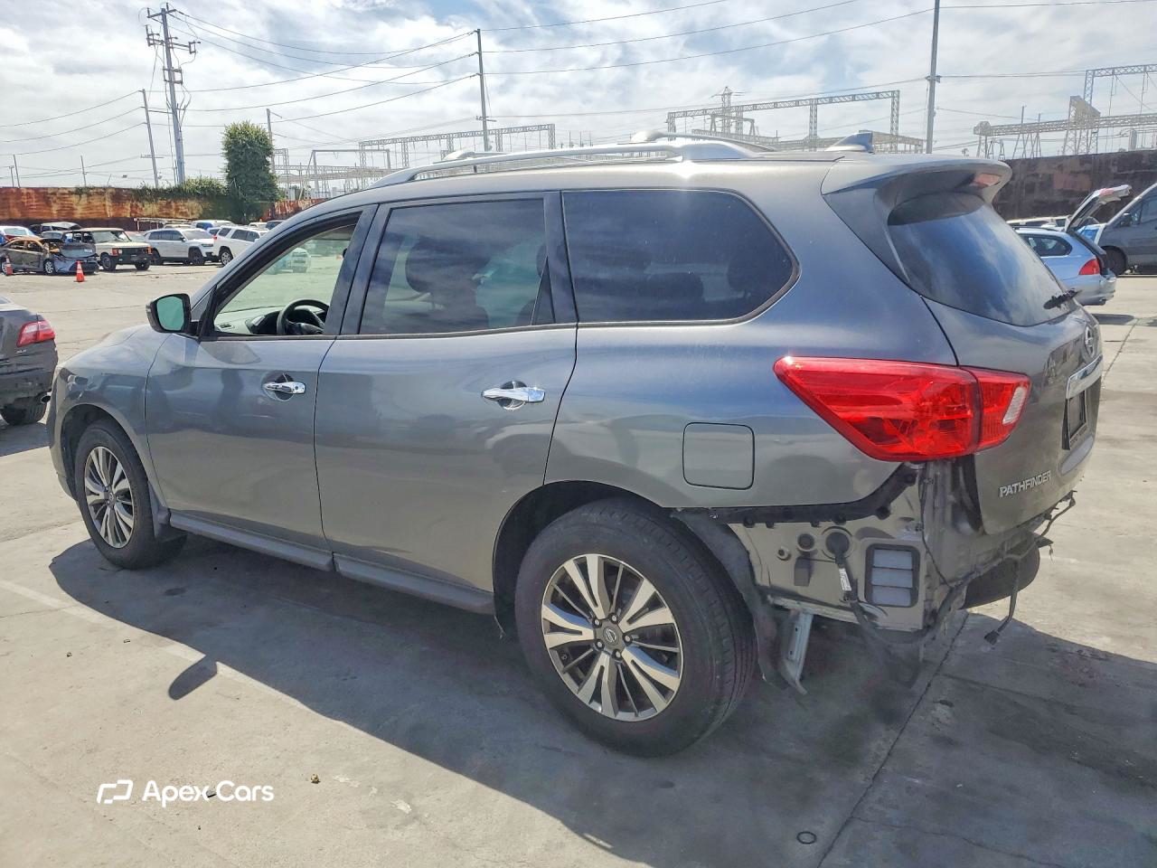 Nissan Pathfinder 2019