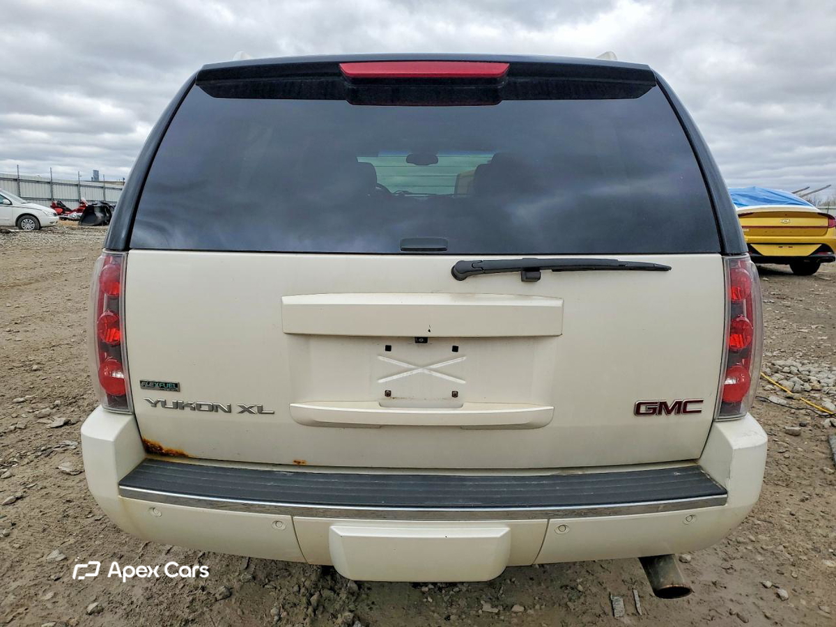 GMC Yukon 2011