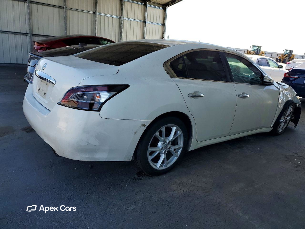 Nissan Maxima 2013