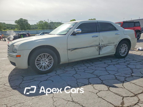 Chrysler 300 2010 - Image 1 of 12