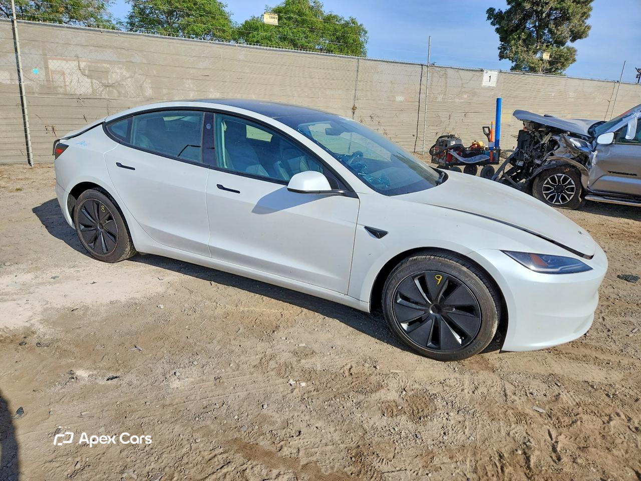 Tesla Model 3 2025