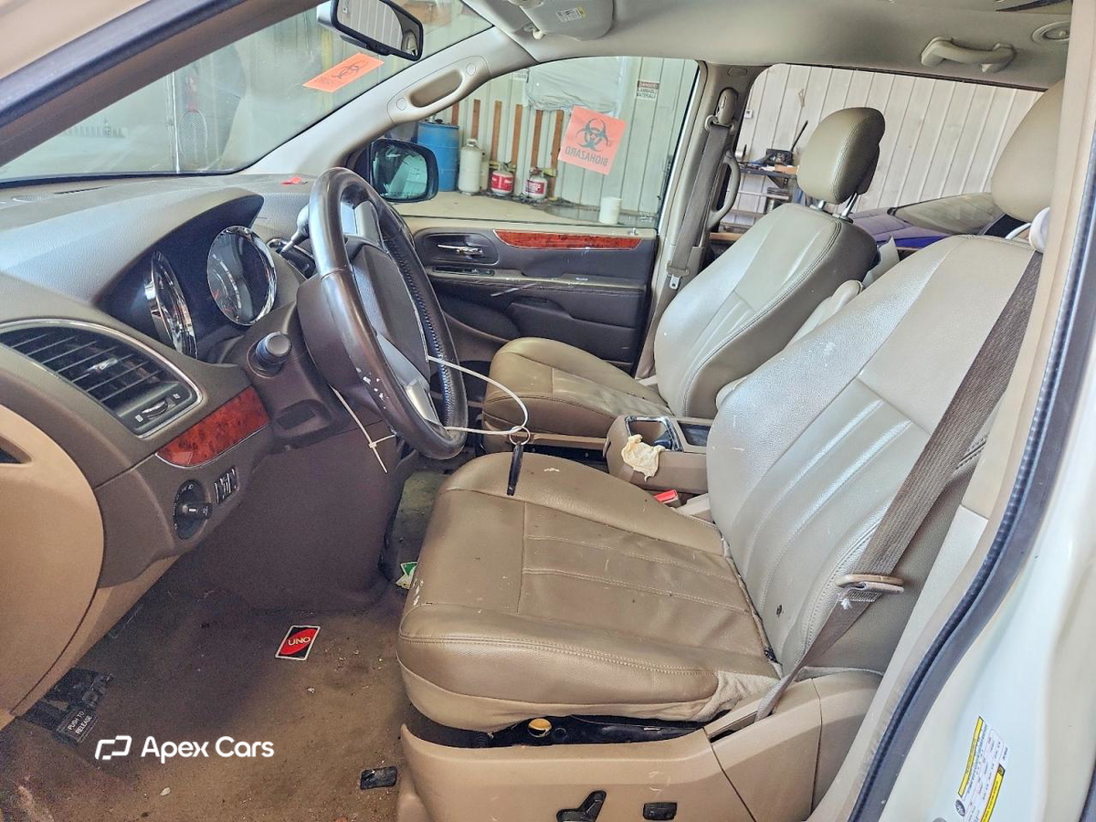 Chrysler Voyager 2013