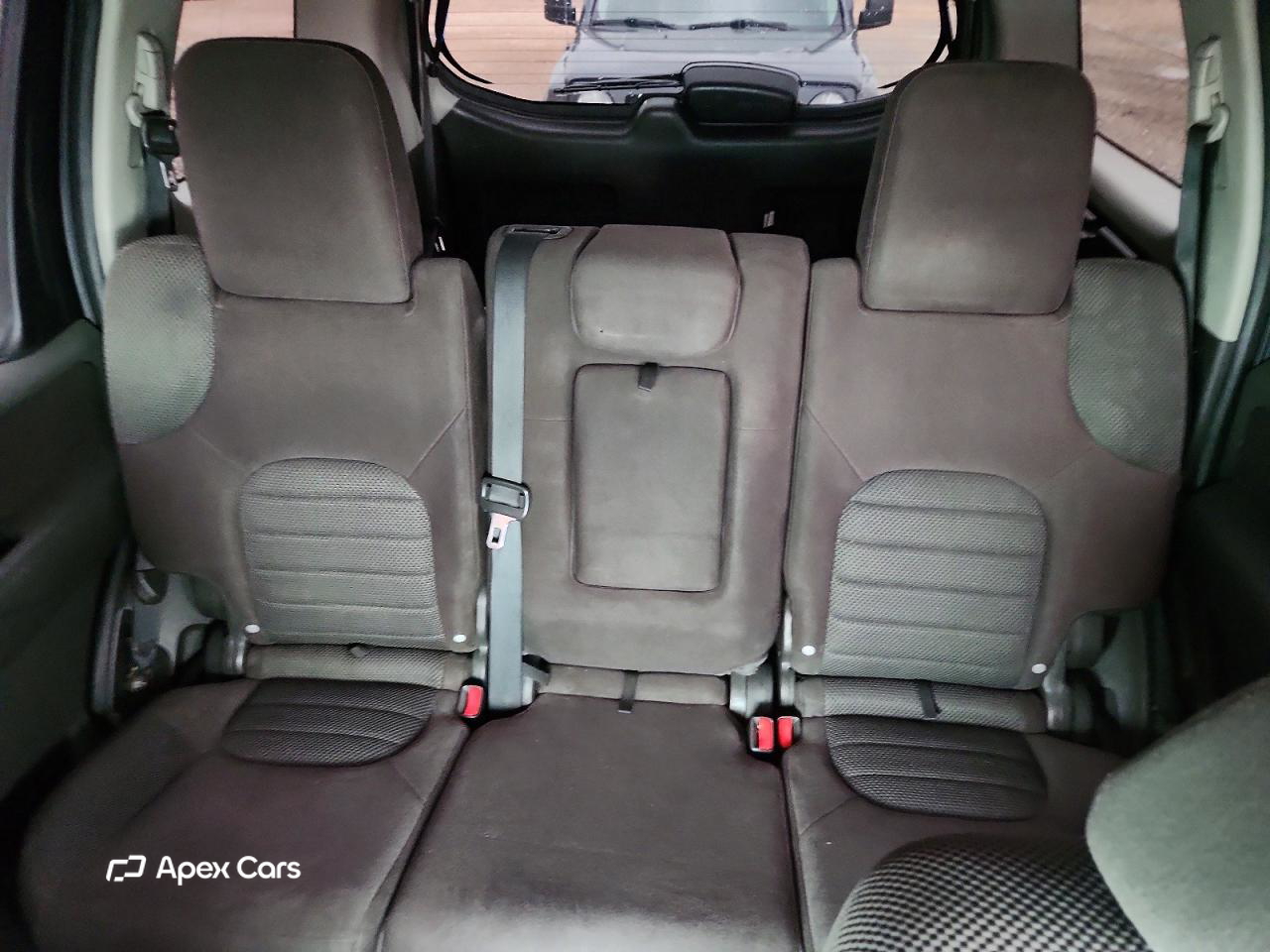 Nissan Pathfinder 2012