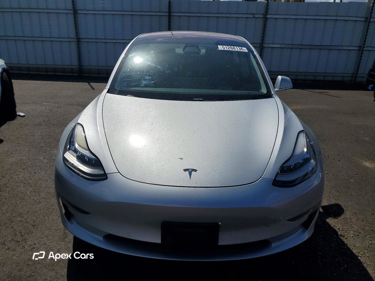 Tesla Model 3 2017