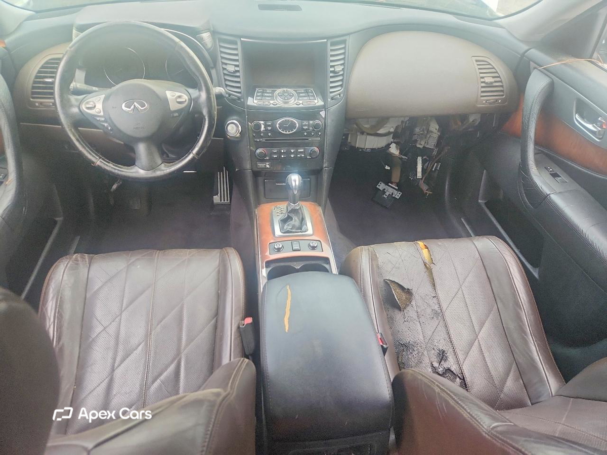 Infiniti FX 2012